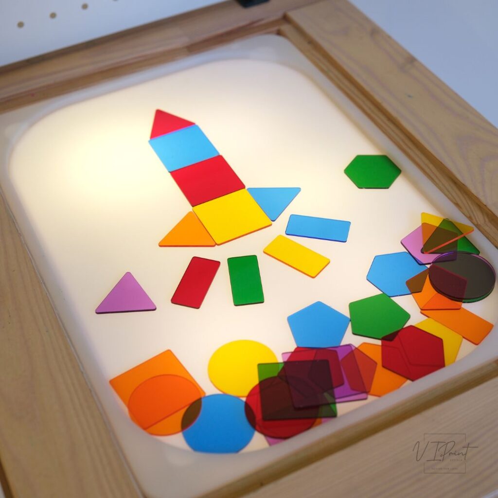 36pc Translucent Light Table  Geometric Shapes